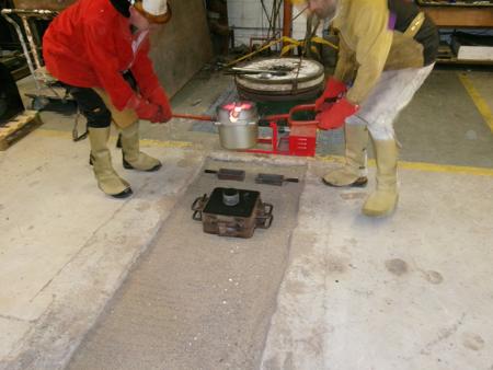lifting crucible
