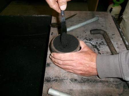 preparing a pouring cup